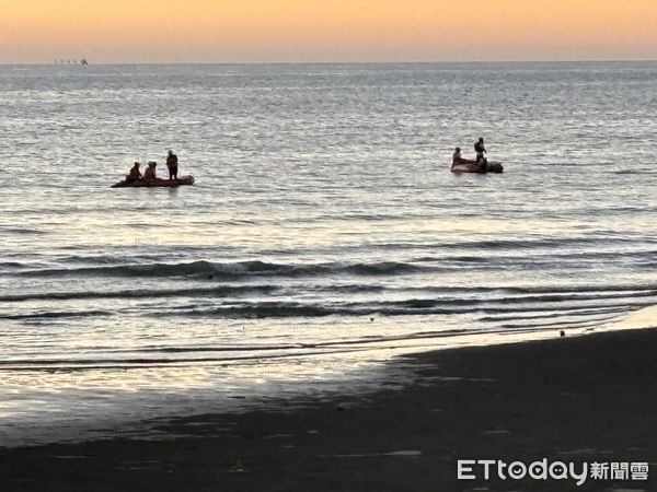 16歲高中生新月沙灣戲水遭海浪沖走，生死未卜！海陸空全力搜救至今無果