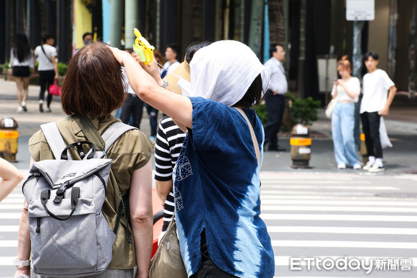 夏季濕氣纏身？中醫專家傳授四招輕鬆除濕，遠離悶熱不適