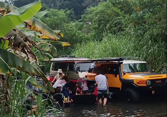 車隊闖入宜蘭野溪惹議！擅自搭帳篷戲水遭批破壞生態