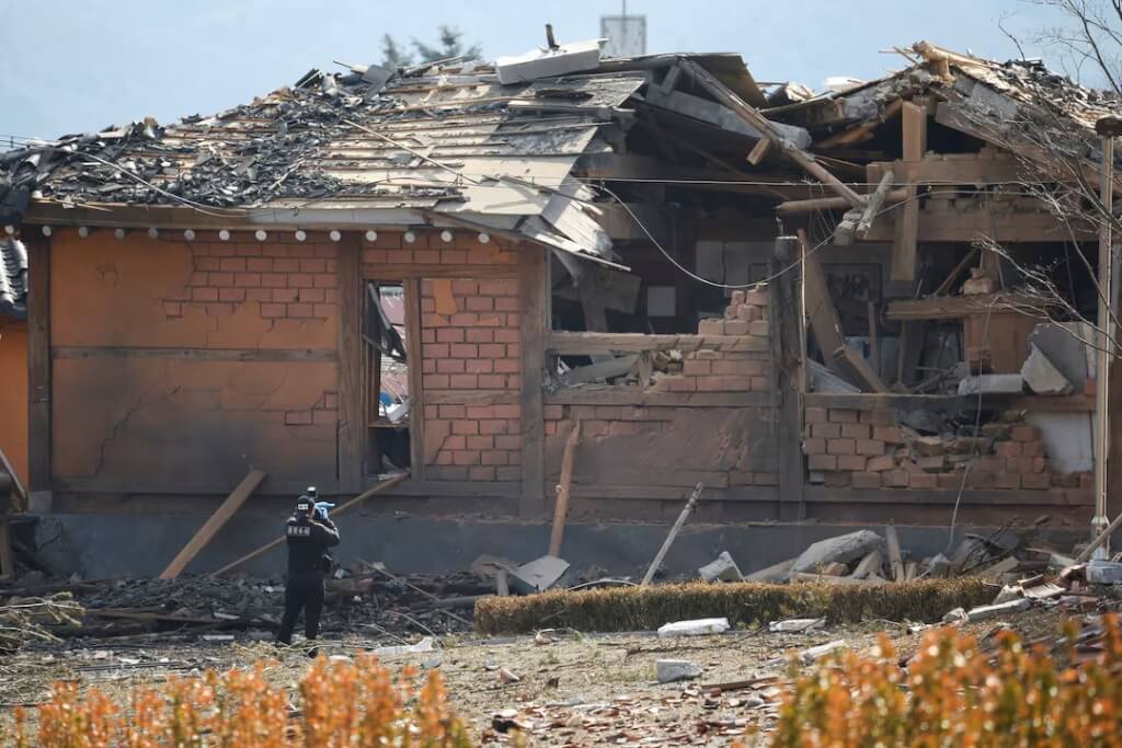 韓美軍演誤投炸彈！8枚脫靶落市區 15人傷、軍方致歉