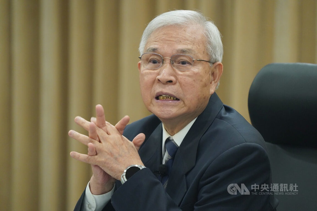 新台幣狂升惹議！央行總裁楊金龍出面澄清7重點：沒操縱匯率、別亂拋美元
