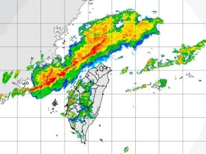 滯留鋒面報到！各地防強陣風、短時大雨　氣象署提醒留意天氣變化