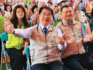 台南衛生局長陳怡爆「車震女祕書」醜聞！呻吟錄音曝光　辯稱只是「看對方自慰」