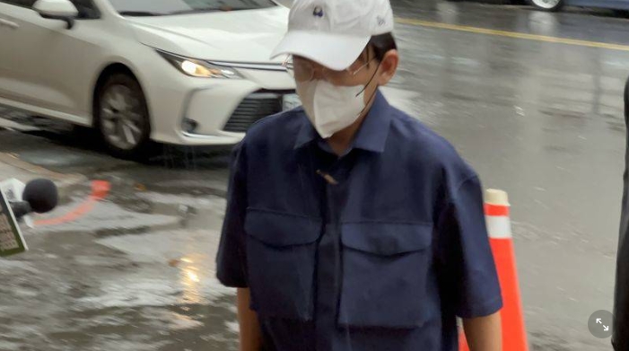 黃子佼又出事！三重開車撞傷婦人後離場　遭依肇逃罪送辦