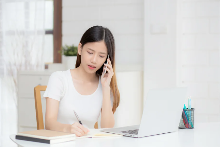 為何常接到「響一聲就掛」或無聲電話?專家揭 4 大風險:回撥恐惹麻煩