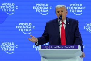 川普為何突然轉彎？格陵蘭協議架構成形　歐洲8國關稅為何急踩煞車