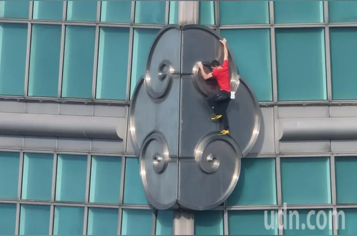 霍諾德徒手爬台北101真的安全嗎？工傷協會怒批：把人命當宣傳素材