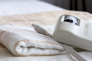 舊電毯到底怎麼丟？能不能回收？環保局給答案：丟錯恐挨罰