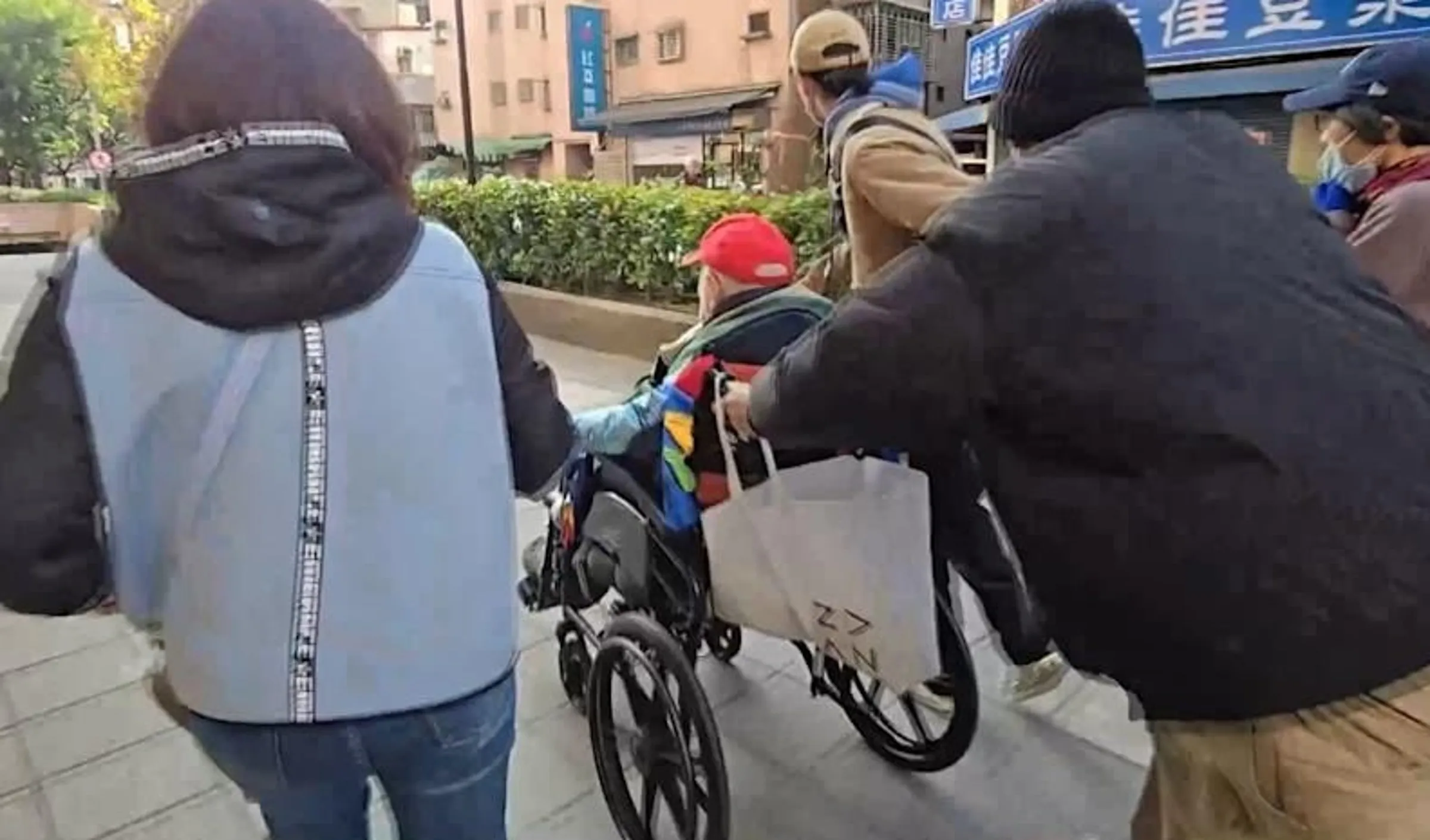 102歲「8億資產」老翁娶68歲看護關鍵原因!