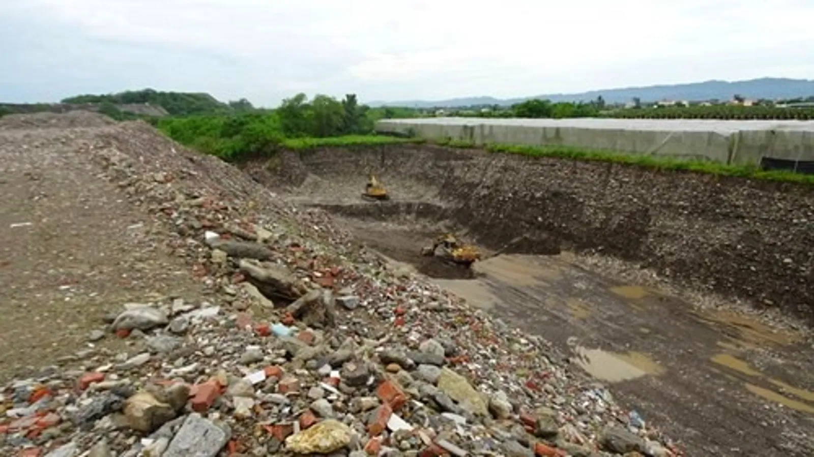 高雄美濃大峽谷案怎麼爆發？106人遭起訴、不法獲利3億　盜挖面積竟達2座澄清湖棒球場