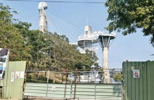 高雄景點「崗山之眼」驚傳售票員與驗票員勾結，一票兩賣牟利，涉案金額逾萬元！