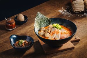 「麵屋一燈桃園華泰店」疑食安風暴　多人上吐下瀉、衛生局稽查結果曝光