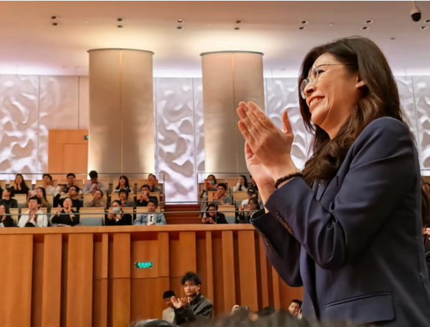 鄭麗文的中國訪問花費480萬引發爭議？台灣民主基金會的資金使用引發質疑