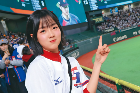 籃籃被爆「蹭票」赴日看WBC？胡瓜包30張球票力挺，師徒情疑因此生變
