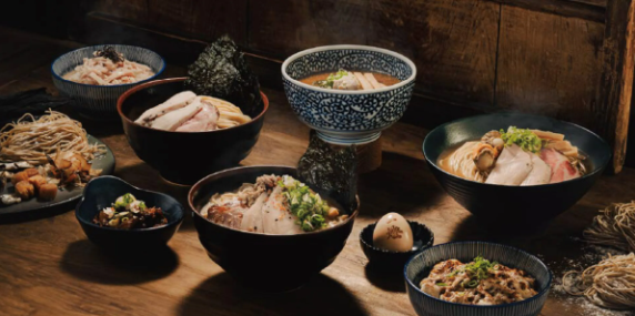 台中麵屋一燈勤美店爆食安疑慮！多人吃完拉麵腹痛腹瀉，店家急停業清消