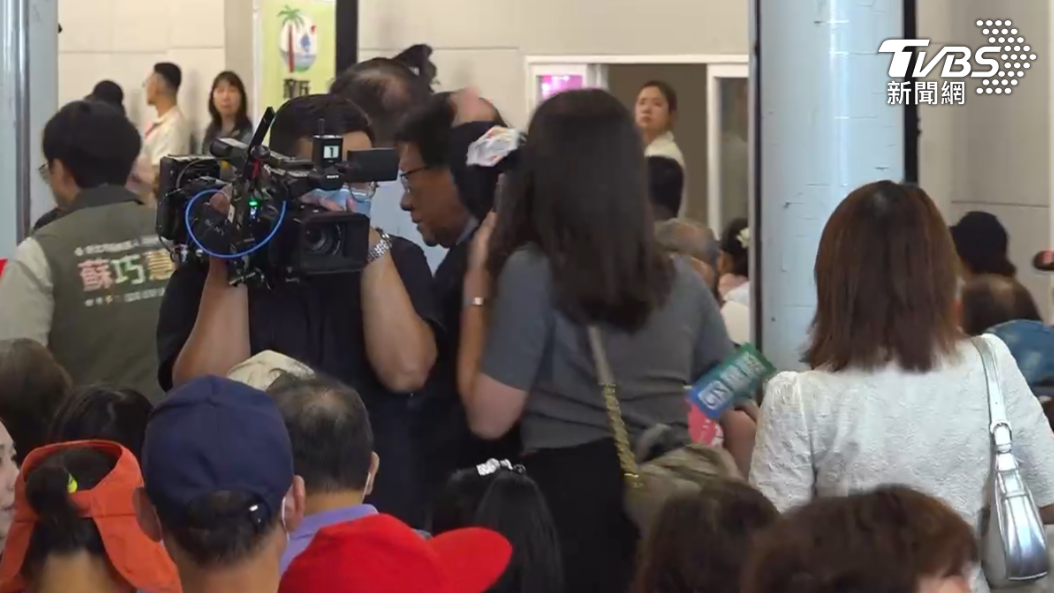 潘孟安遭控推開記者！被追問725反毒油凱道活動未回應　近年記者追問衝突事件一次看