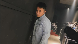 邱軍酒駕撞死人候審又涉酒吧鬥毆！遭逮辯「我推就現行？」警一句話回嗆全場安靜（圖／邱軍Kui臉書）